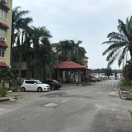 Homestay Dayani Musleem Port Dickson Esterno foto