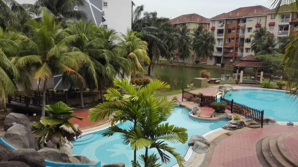 Homestay Dayani Musleem Port Dickson Esterno foto