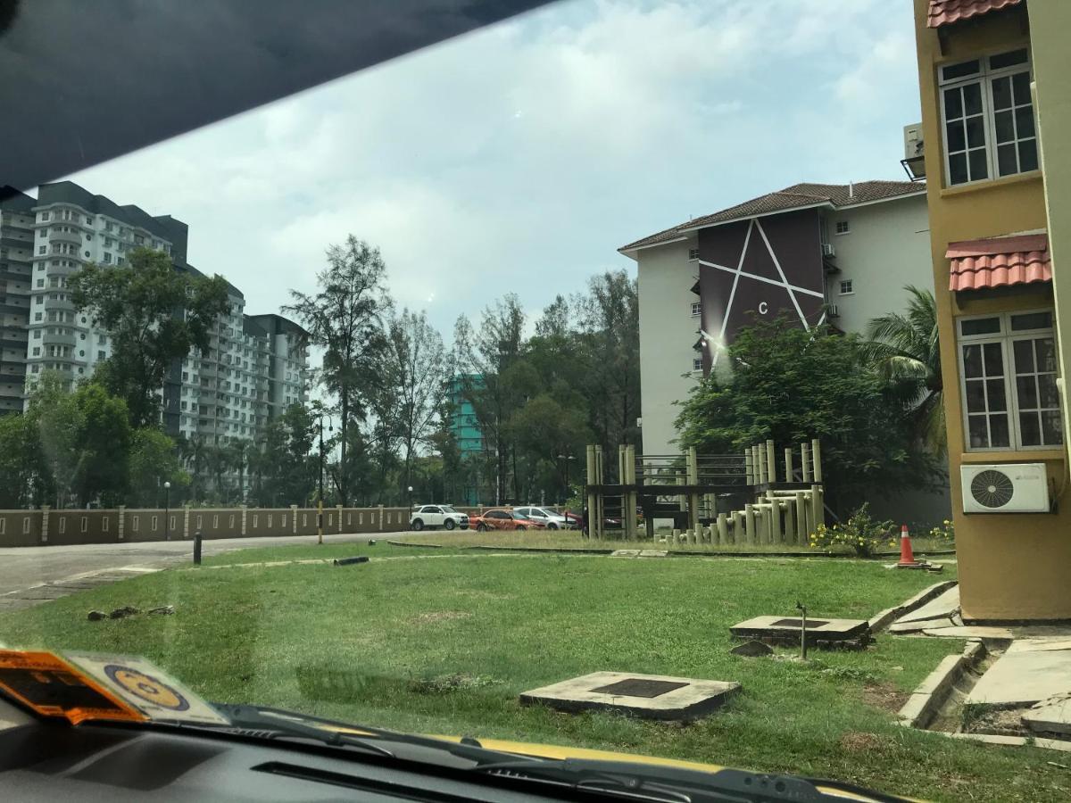 Homestay Dayani Musleem Port Dickson Esterno foto